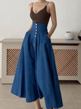 Niche V-neck Knitted Camisole & High-waisted Skirt Suits Set