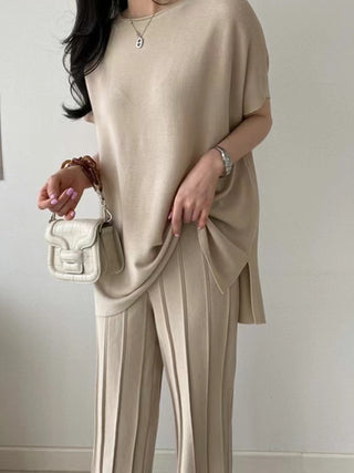 Round-Neck Knitting Shirt& Pleated Wide-Leg Pants Suit