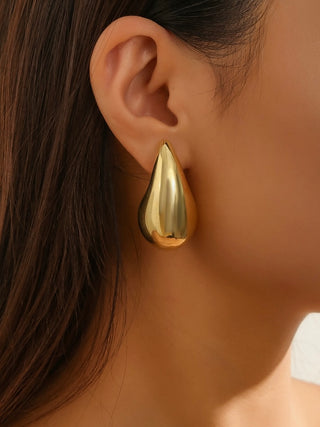 Advanced Photosensitive Surface Comma Earrings