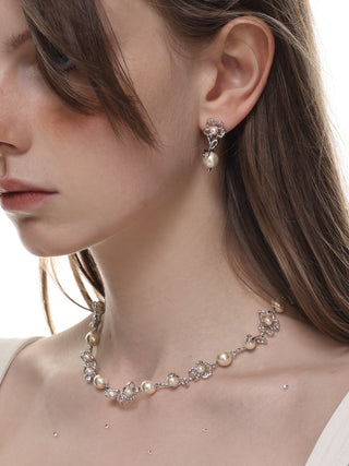 Original Designed Floral Pearl Beaded Necklace