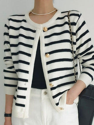 Retro Black White Striped Knitted Cardigan