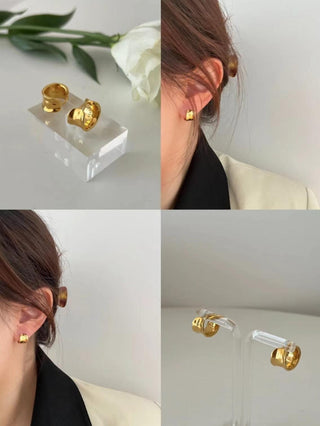 Gold Minimalist Ruched Earrings