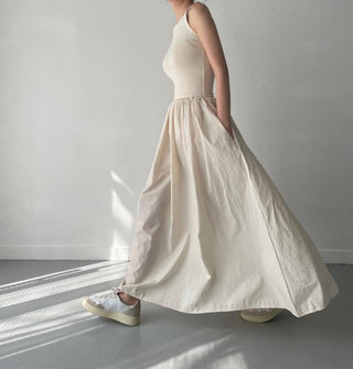 Elegant Round Neck Waist Slim Pleated Long Dress