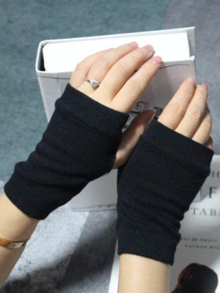 Simple Solid Color Knitting Gloves