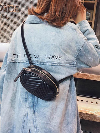 Wave Pattern Rhombic One Shoulder Chain Bag